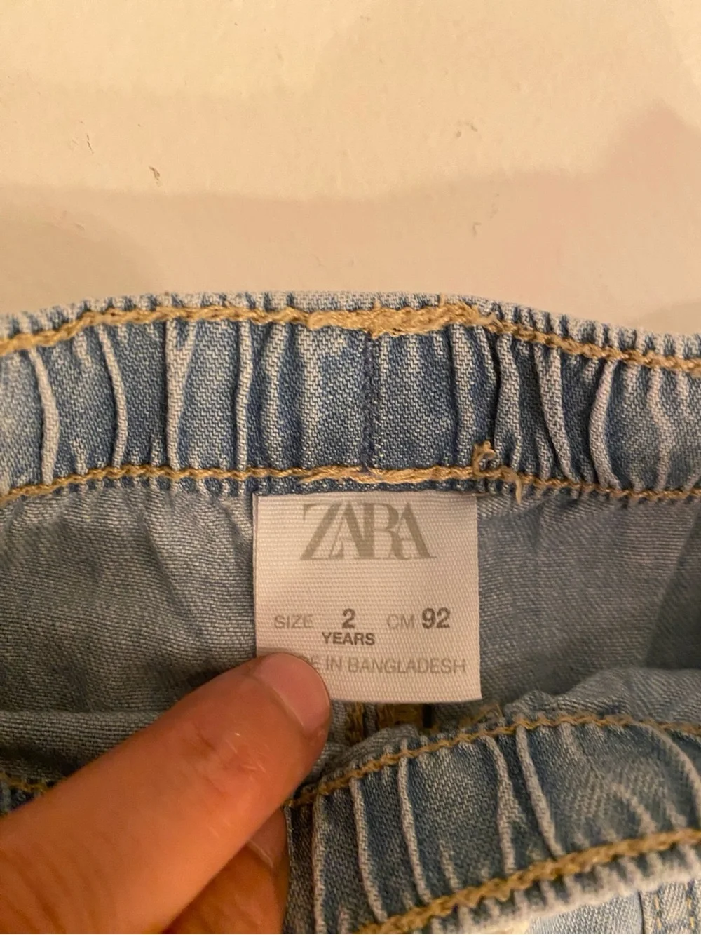 Zara comfortable light